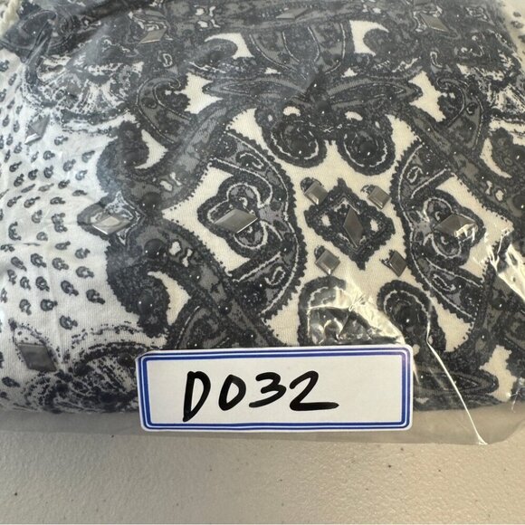 Rose & Olive Women's Boho Paisley Print Rayon Blend Lace Trim Top Size 3X - Picture 15 of 15